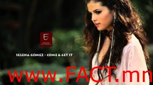 Selena-Gomez-Come-and-Get-It-First-Look-01