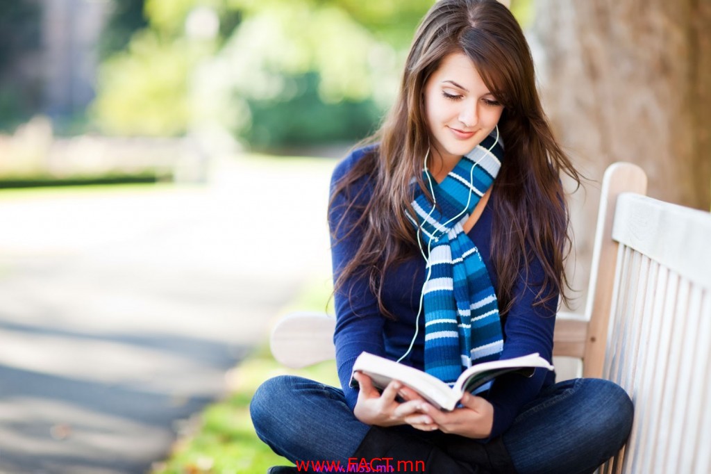 girl-reading-book