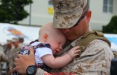 soldiers_meeting_children_37