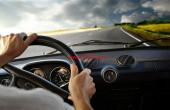 olloo_mn_1493638817_car-driving_2504156b